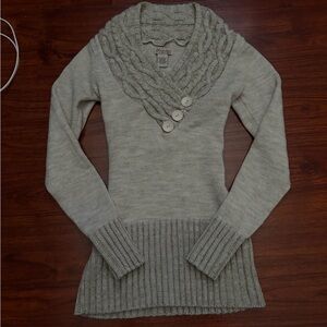 Shawl-Collar Cable V-Neck Sweater - Cream